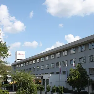 Otel Intercityhotel Frankfurt Airport ****